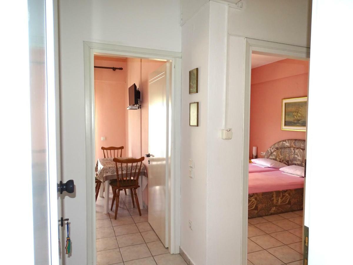 Socrates Apartments Olympiakí Aktí Exteriör bild